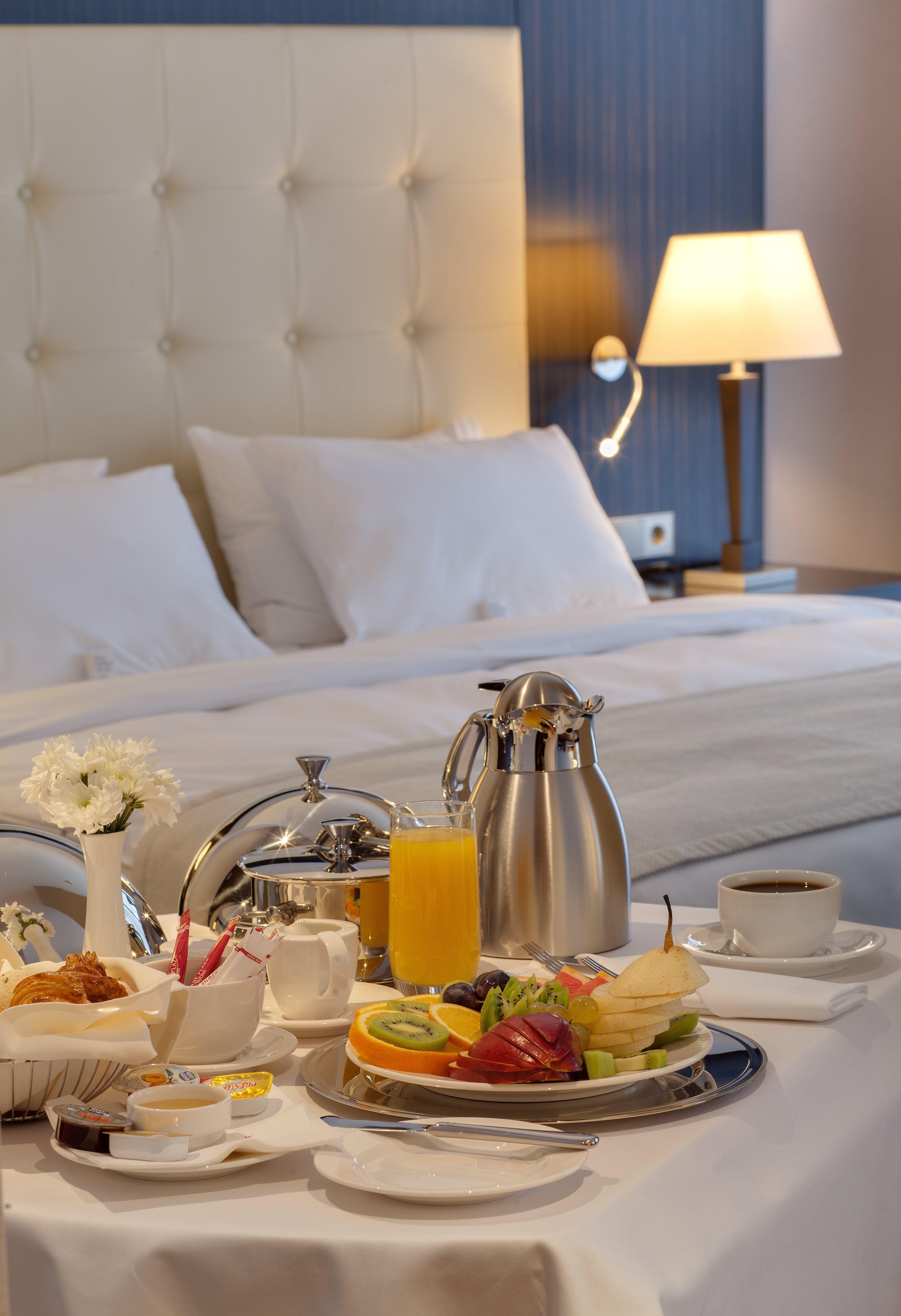 ホテル クラウン プラザ ボルジョミ エクステリア 写真 Room service